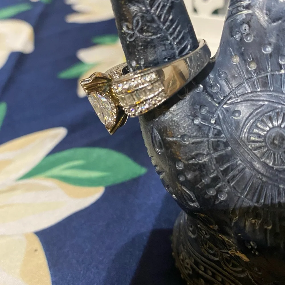 VERRAGIO VINTAGE 925 CZ BEAUTIFUL TWO TONE DIAMOND RING